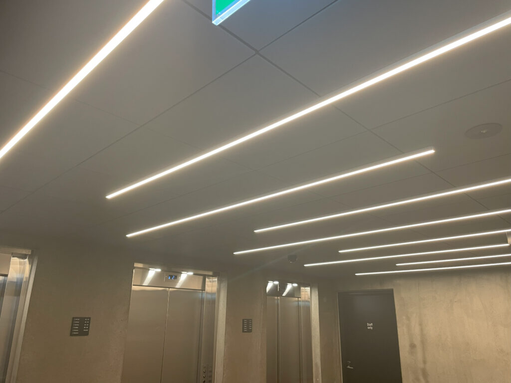 Elevator belysning